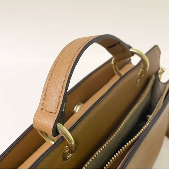 Steve Madden Bevelyn Crossbody Bag - Picture 14 of 15